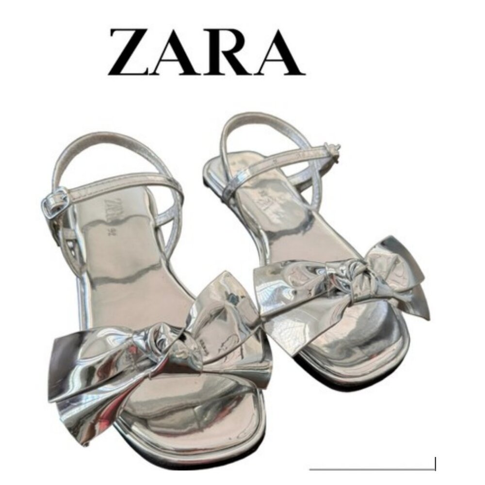✨Zara Girls' Mirrored Bow Sandals – Silver Shine - Size 6‎ (Euro 36) - Like New✨